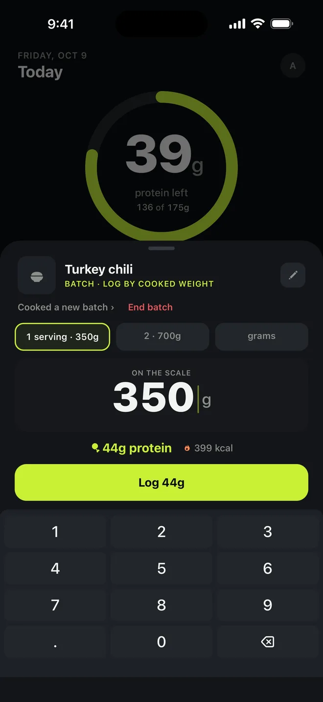 A batch dish: turkey chili, 350 g on the scale is 44 g protein